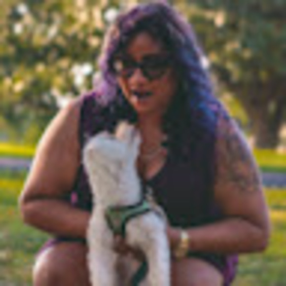 Meet your Posher, Edith - Picture 1 of 1